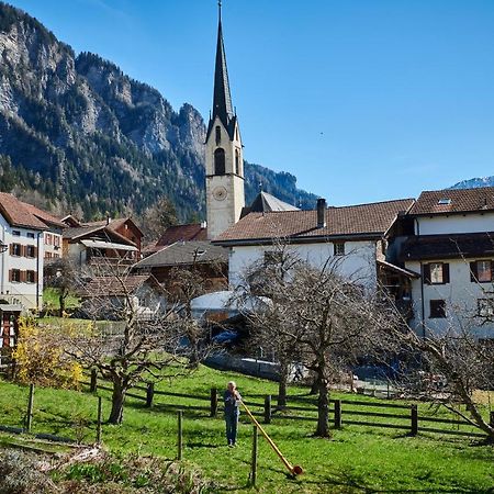 Landhus Almens Hotel Kültér fotó
