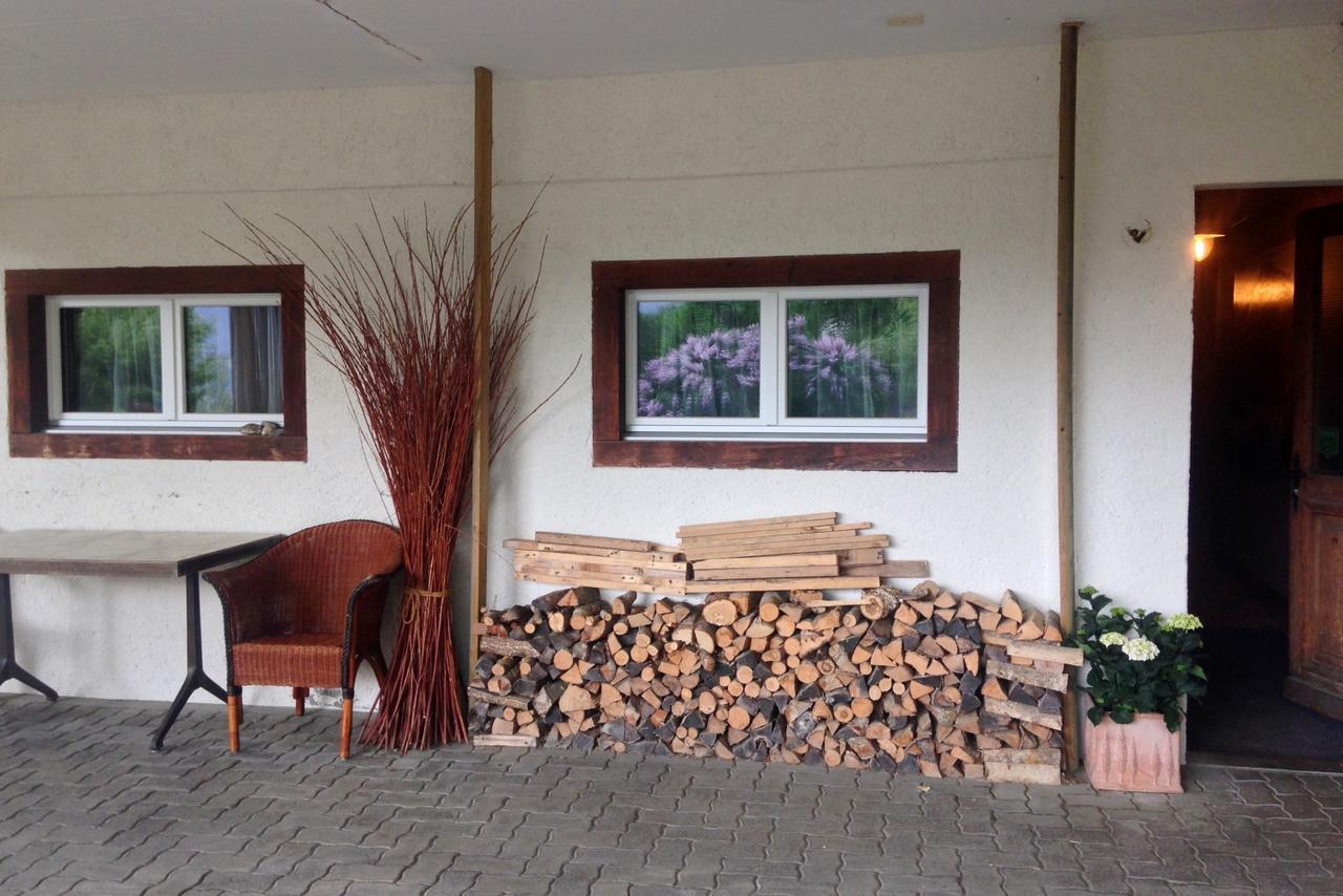 Landhus Almens Hotel Kültér fotó
